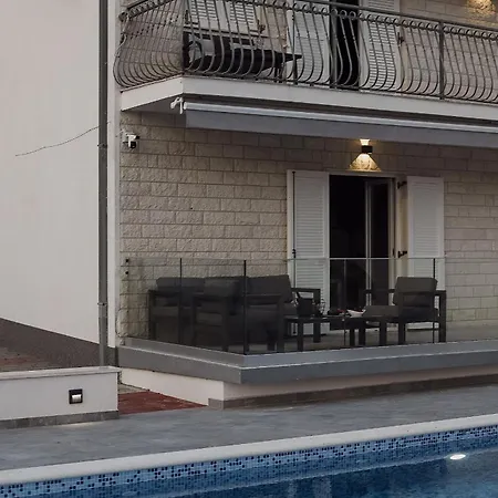 House - Anima Villa Tugare